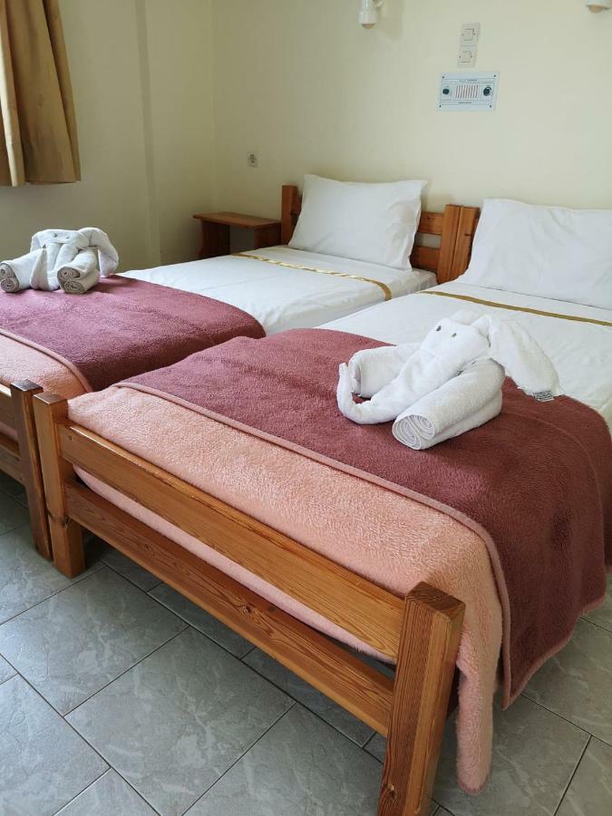 Villa Tsapakis Léntas Buitenkant foto