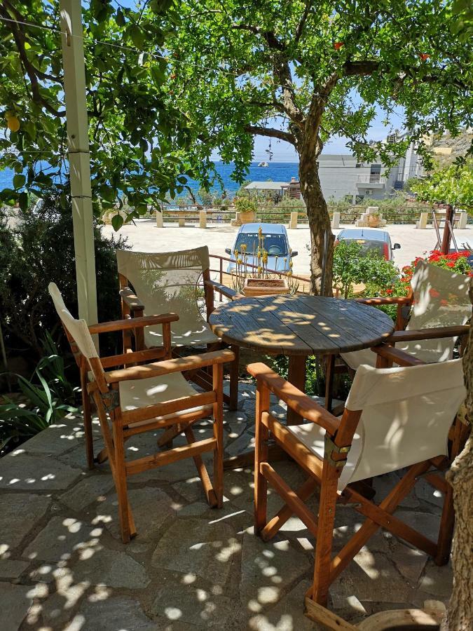 Villa Tsapakis Léntas Buitenkant foto