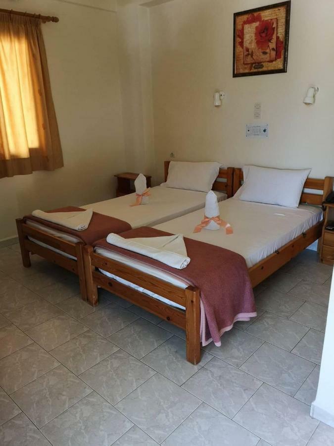 Villa Tsapakis Léntas Buitenkant foto