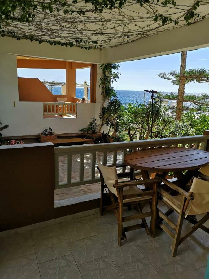 Villa Tsapakis Léntas Buitenkant foto