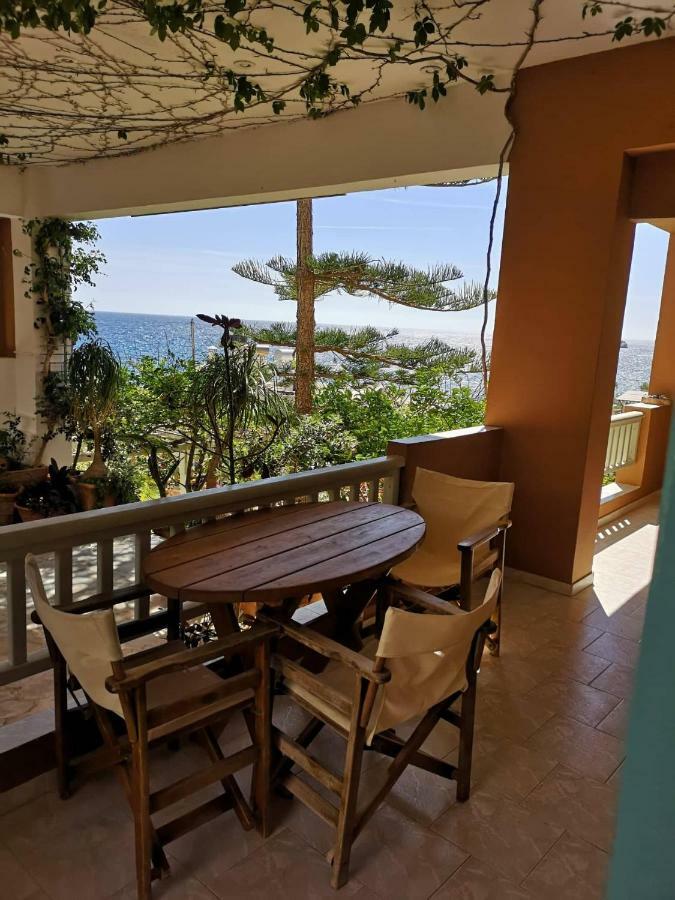 Villa Tsapakis Léntas Buitenkant foto