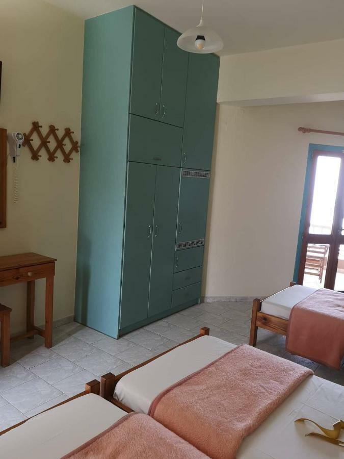 Villa Tsapakis Léntas Buitenkant foto