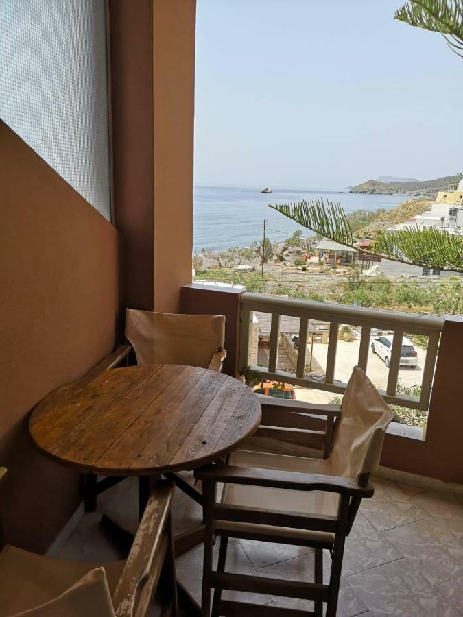 Villa Tsapakis Léntas Buitenkant foto